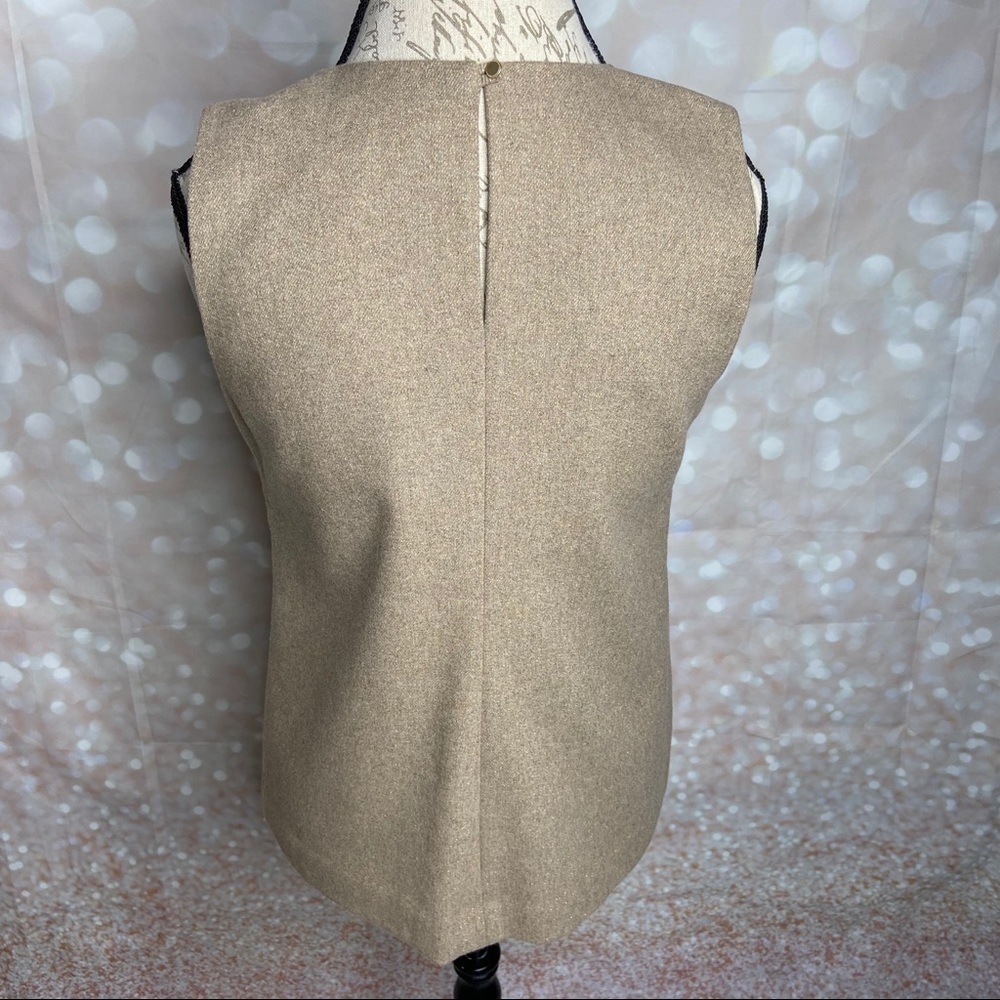 NWT BANANA REPUBLIC - box-Pleat ruffle sparkling top - Picture 8 of 8